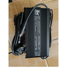 Зарядно за електрически тротинетка Kukirin G4 Max 67.2v 5.0A KG4M-0004