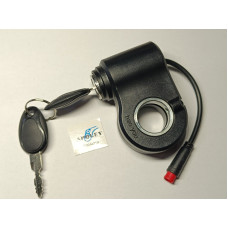 Ключът за запалване на електрическата тротинетка Kugoo Kukirin G2 Pro G2 Max е 2-пинов KG2M-KN028A. Ключът за запалване на електрическата тротинетка Kugoo Kukirin G2 Pro G2 Max е 2-пинов KG2M-KN028A.